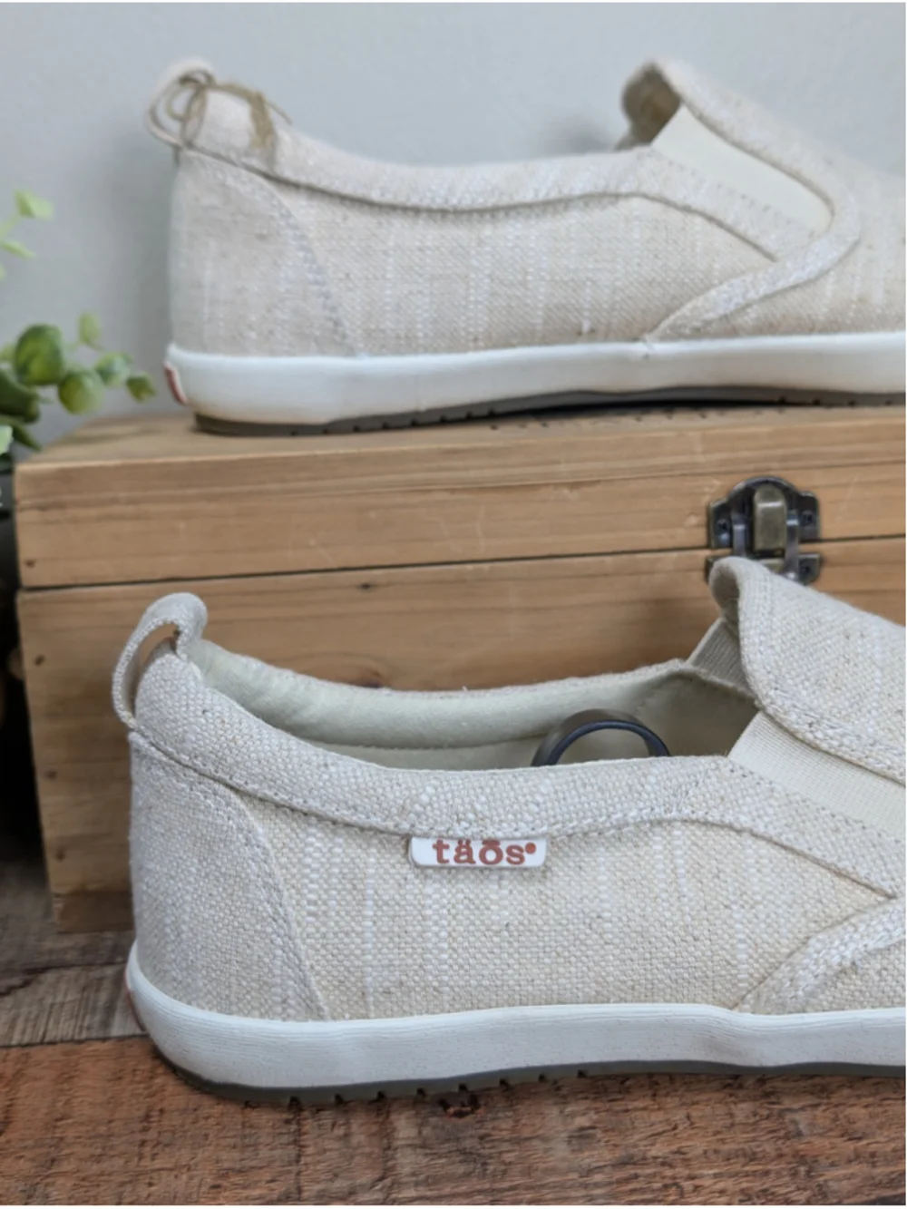 Taos 9.5 Dandy Natural Hemp Slip On Flats Shoes Lightweight Sneakers Cream Beige